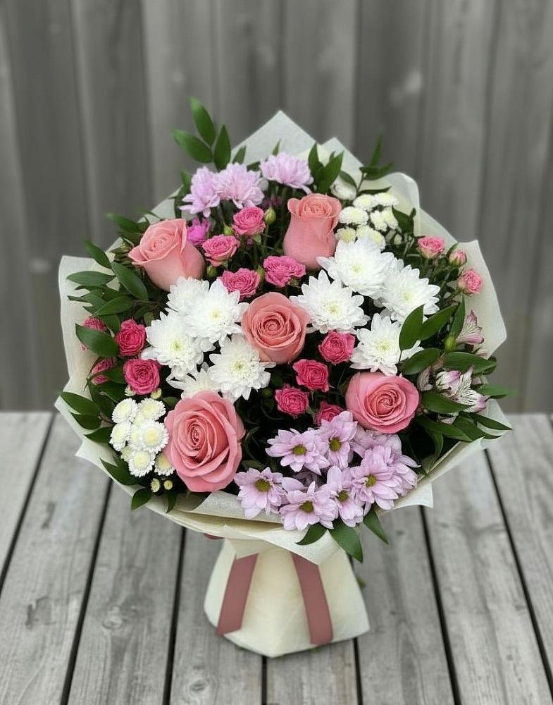 Букет цветов из: Альстромерии, Гвоздики, Розы и Хризантемы в Перхушково