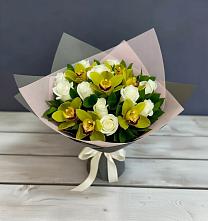 Букет цветов из:  Орхидеи и Розы в Перхушково