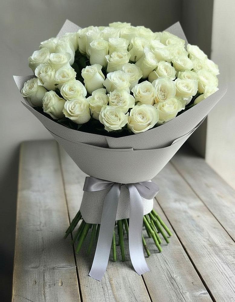 Букет 35 Белых роз в Перхушково