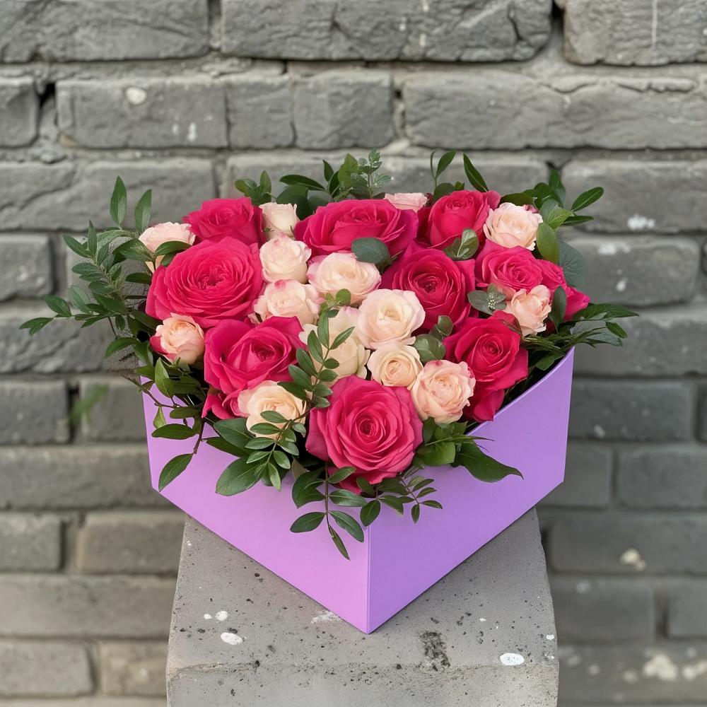 Цветочная композиция из Розы в коробке в Перхушково