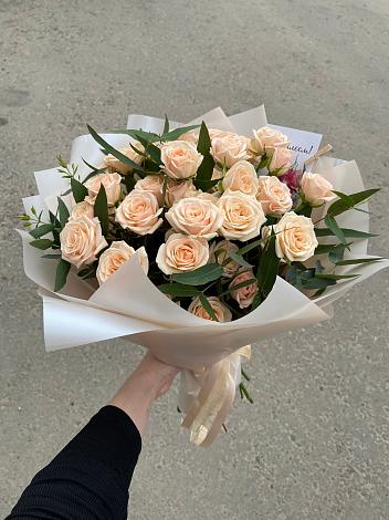 Букет Кремовые розы Латте в Перхушково