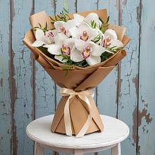 Букет цветов из:  Орхидеи и Розы в Перхушково